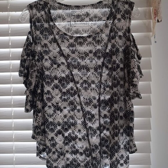 We The Free Women’s Size S/M Cold-Shoulder Patterned Linen-Blend Top Free People - Picture 4 of 9